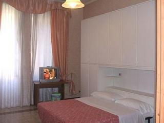 Guest house Caroline 2*